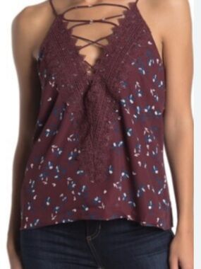 WAYF Burgundy Floral Lace-Trim Halter Tank Top
